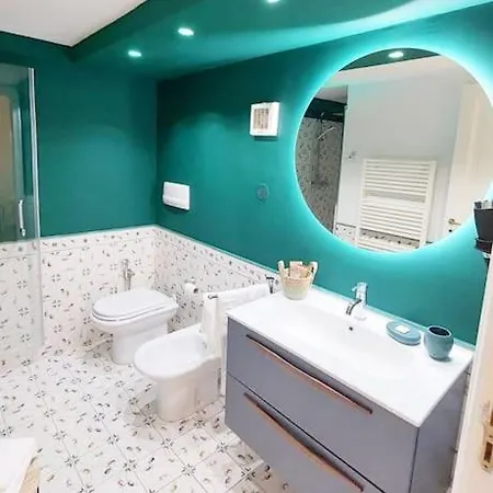 Maison In Centro * Naples