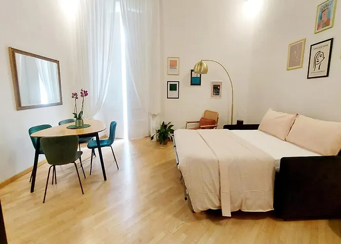 Maison In Centro Napoli