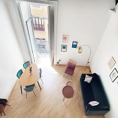 Lägenhet Maison In Centro Neapel