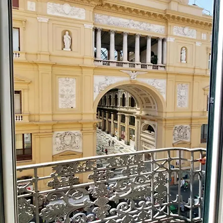 Maison In Centro * Nápoles